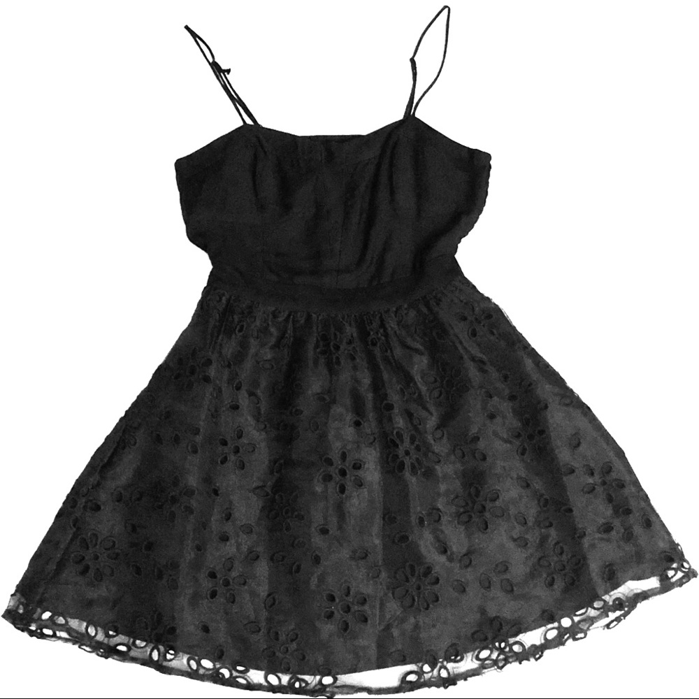 NWT BCBGeneration Eyelet Cocktail Dress Cutout Sleeveless Black Sz S
